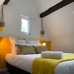 Logis St Joseph B&B